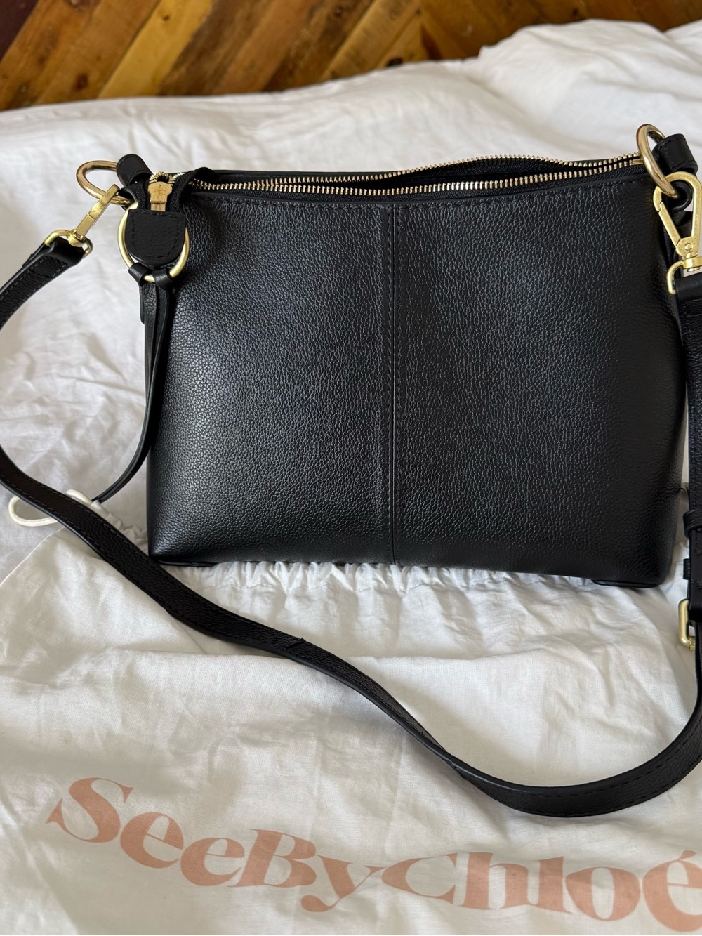 See By Chloe Black Leather Ring-Detail Crossbody Bag - Picture 4 of 11